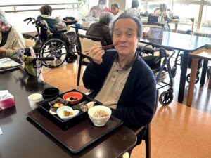 赤とんぼ黒髪