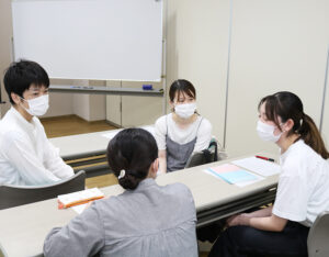 1新人仁誠会新人フォローアップ研修-4