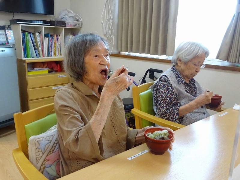 赤とんぼ長嶺かき氷