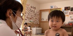 園児健診2311サムネ