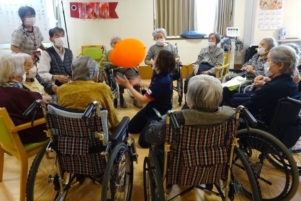 赤とんぼ長嶺風船バレー