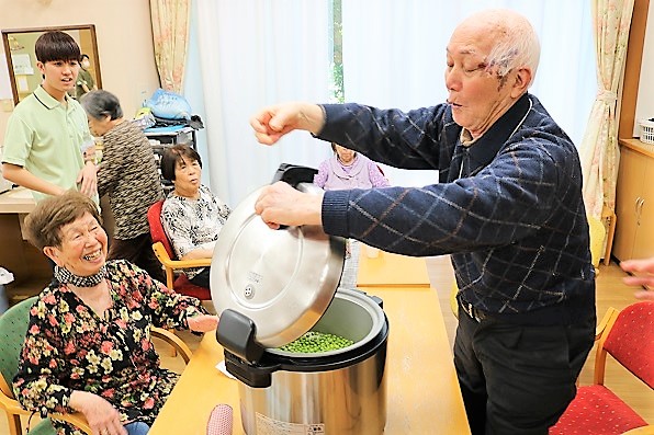 豆ご飯 炊きあがり